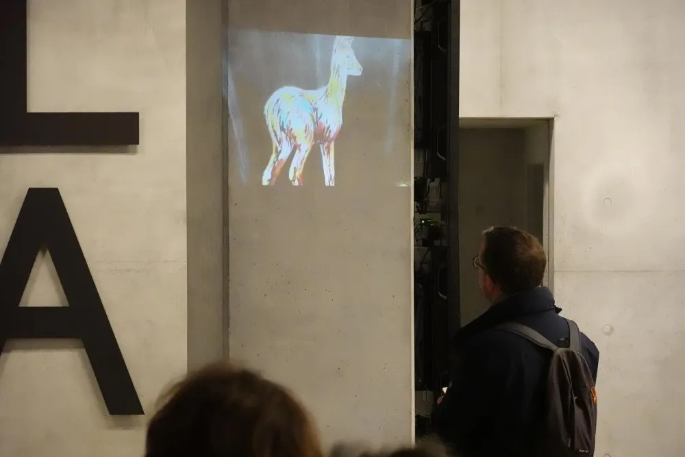 ALCA and FRAC Aquitaine: Encountering audiences and a neighbourhood: co-constructing and experimenting an itinerant screening - 2 © Benoît Labourdette 2020.