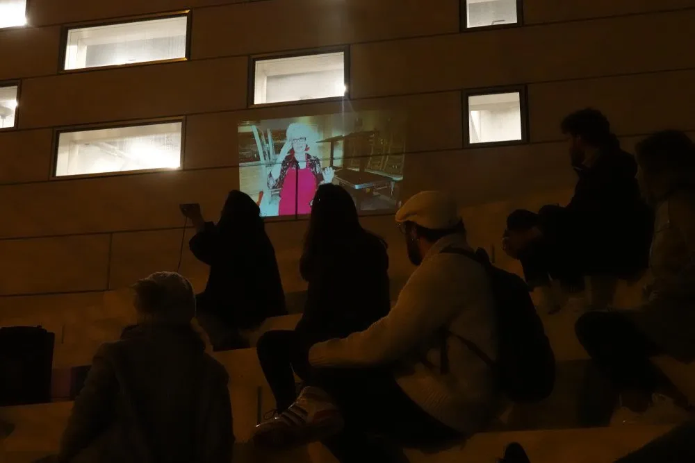 ALCA and FRAC Aquitaine: Encountering audiences and a neighbourhood: co-constructing and experimenting an itinerant screening - 21 © Benoît Labourdette 2020.