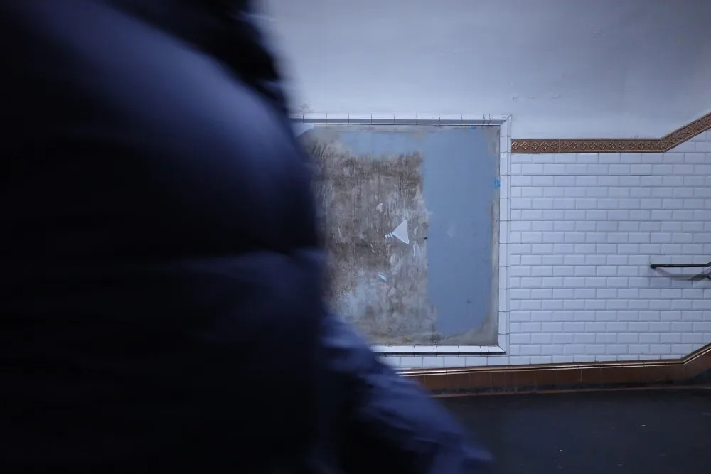 Bodies thrown in front of empty space - 28 © Benoît Labourdette 2023.