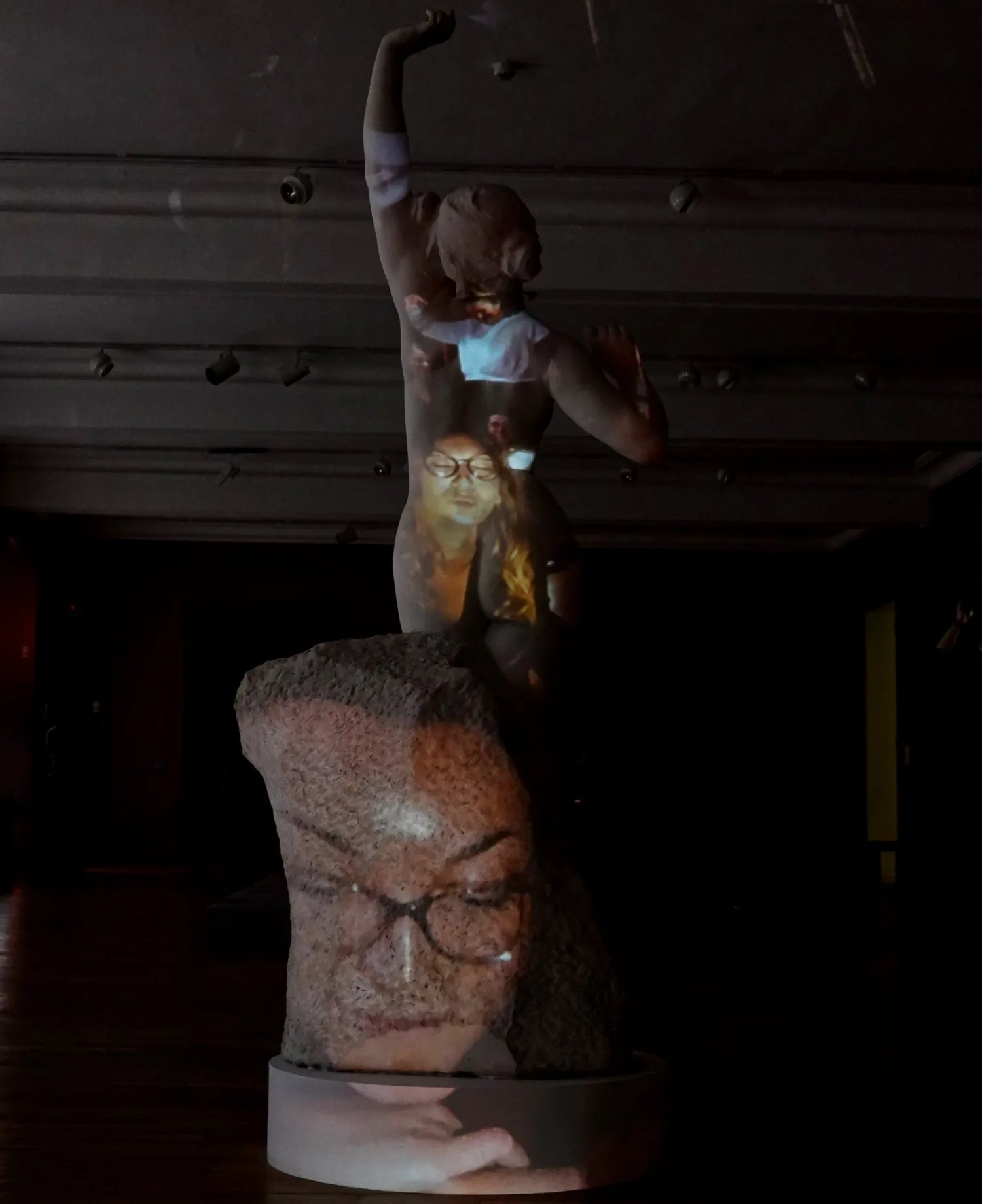 Statue © Benoît Labourdette.
