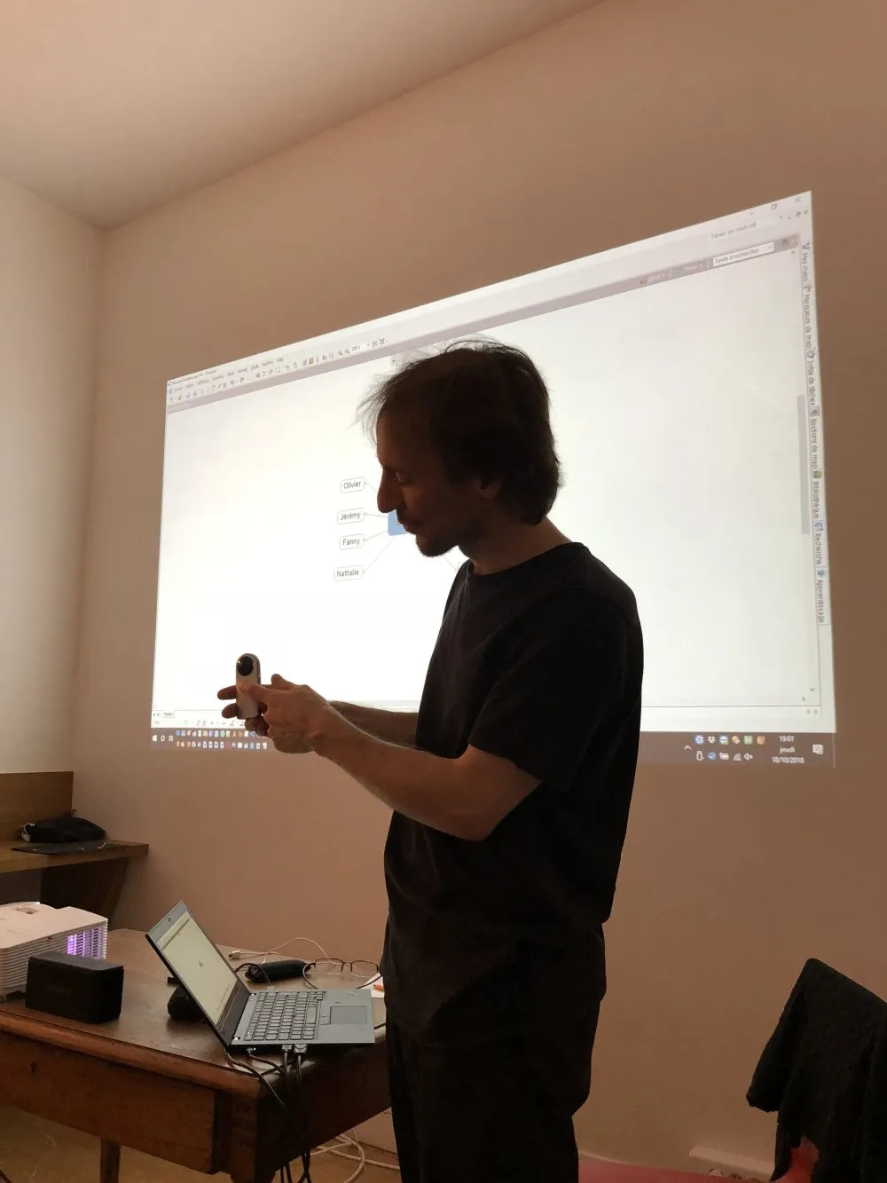 Festival Numok : atelier « Créons à 360° » (bibliothèques de la Ville de Paris) - 12 © Benoît Labourdette 2018.