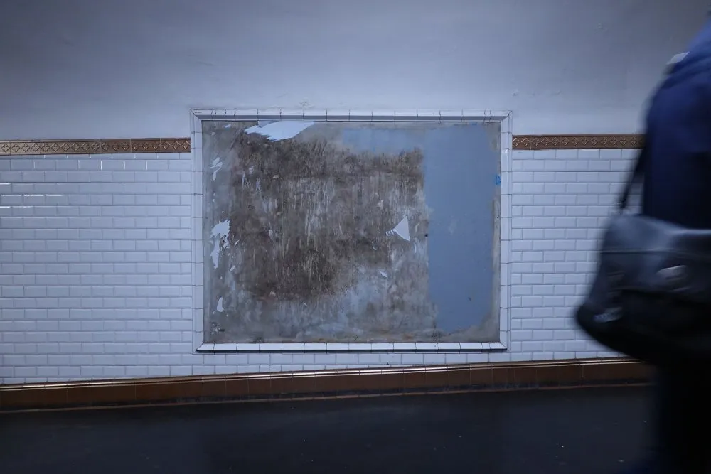 Bodies thrown in front of empty space - 27 © Benoît Labourdette 2023.