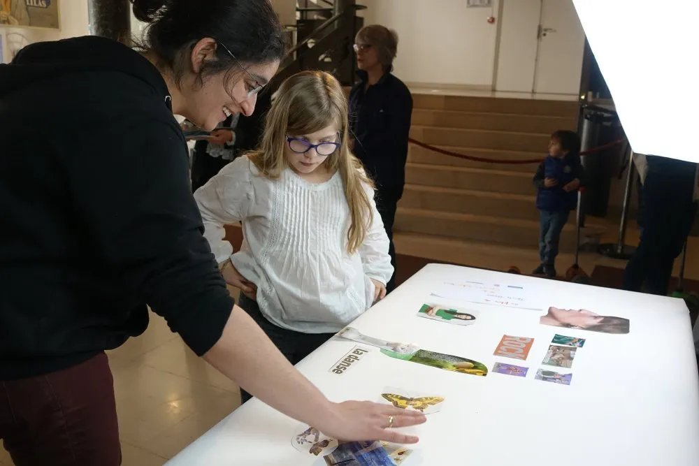 Les Lilas town: day of cut paper films - 14 © Benoît Labourdette 2019.