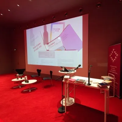 Éducation aux images et citoyenneté : quand les professionnels de la jeunesse repensent leurs pratiques