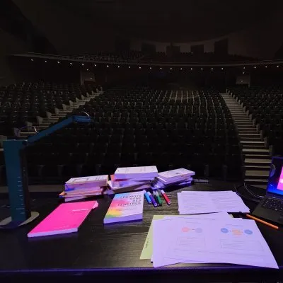Quand les professionnel·le·s de la culture interrogent leurs postures face aux adolescent·e·s