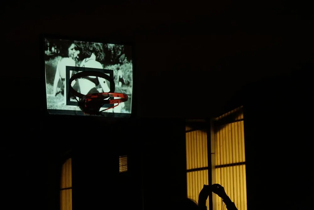 Projection itinérante à Saint-Michel-sur-Orge - 41 © Benoît Labourdette 2021.