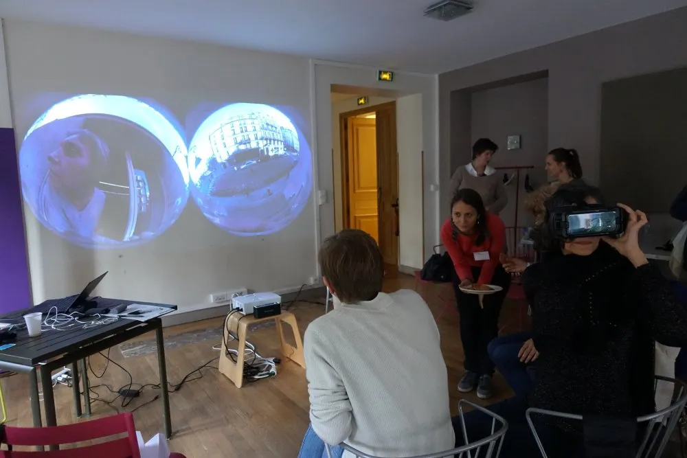 Festival Numok : atelier « Créons à 360° » (bibliothèques de la Ville de Paris) - 3 © Benoît Labourdette 2018.