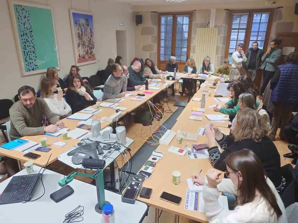 When thirty-five professionals discover their psychosocial skills through creative experience - 4 © Benoît Labourdette 2026.