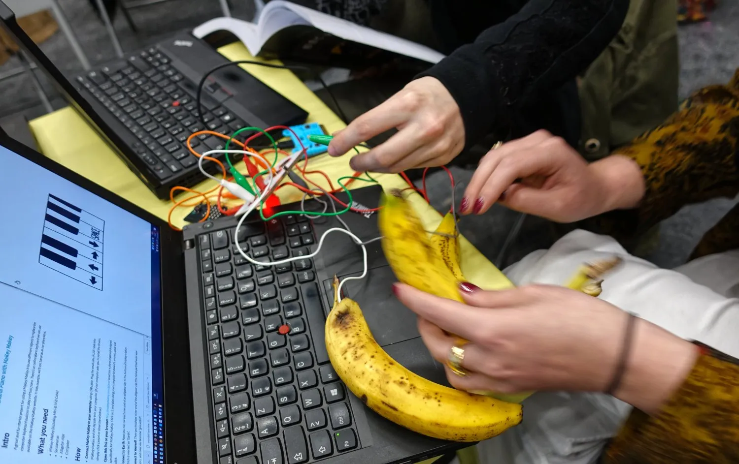Makey Makey © Benoît Labourdette.