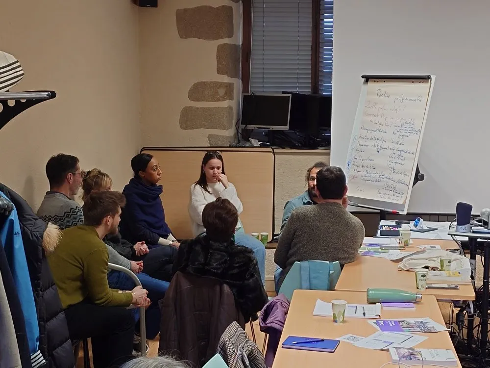 When thirty-five professionals discover their psychosocial skills through creative experience - 15 © Benoît Labourdette 2026.