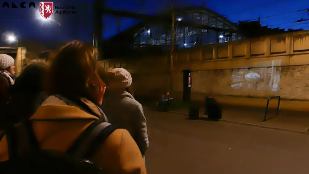 ALCA and FRAC Aquitaine: Encountering audiences and a neighbourhood: co-constructing and experimenting an itinerant screening - 24 © Benoît Labourdette 2020.