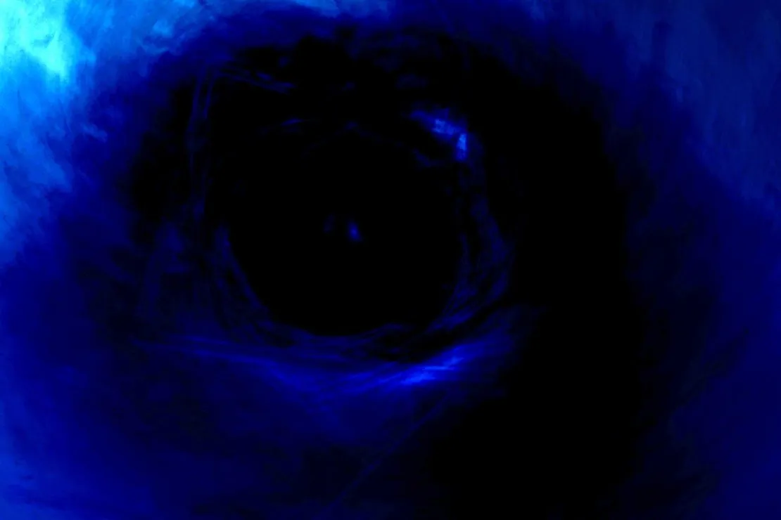 Blue Mouth. © Benoît Labourdette.