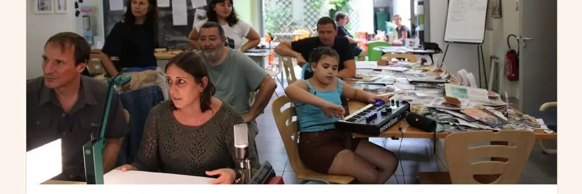 Cultural summer 2023 with Cultures du coeur: “The machine that travels into the future”