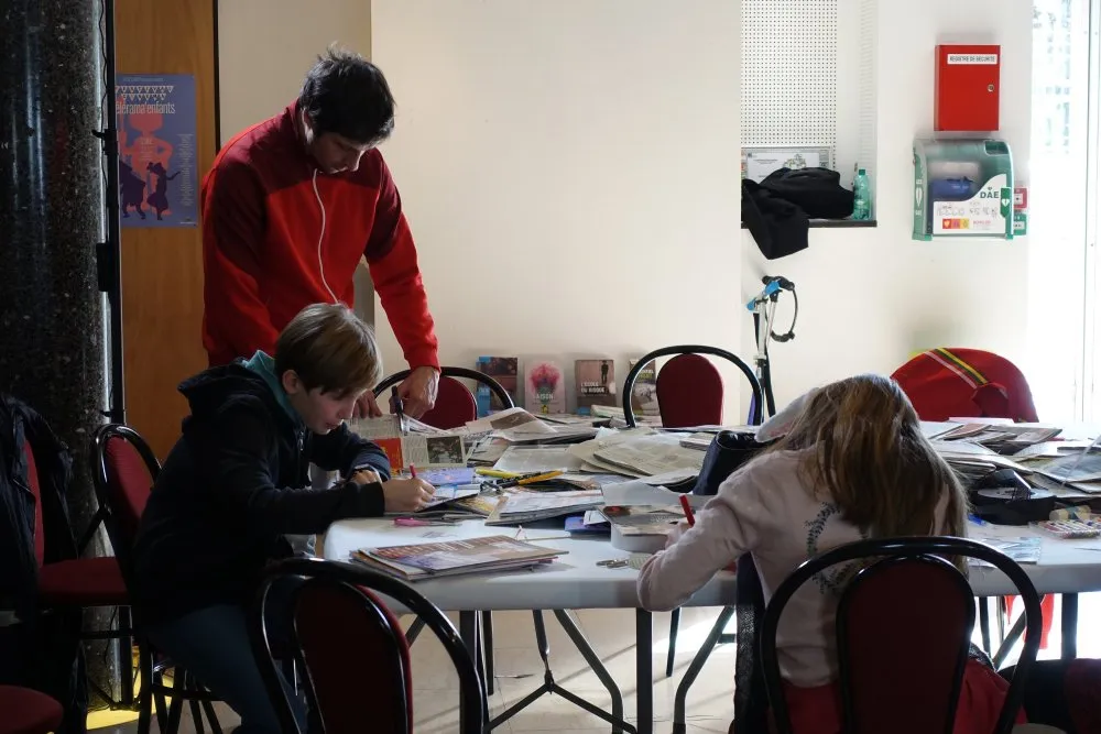 Les Lilas town: day of cut paper films - 12 © Benoît Labourdette 2019.