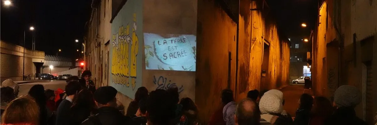 ALCA and FRAC Aquitaine: Encountering audiences and a neighbourhood: co-constructing and experimenting an itinerant screening