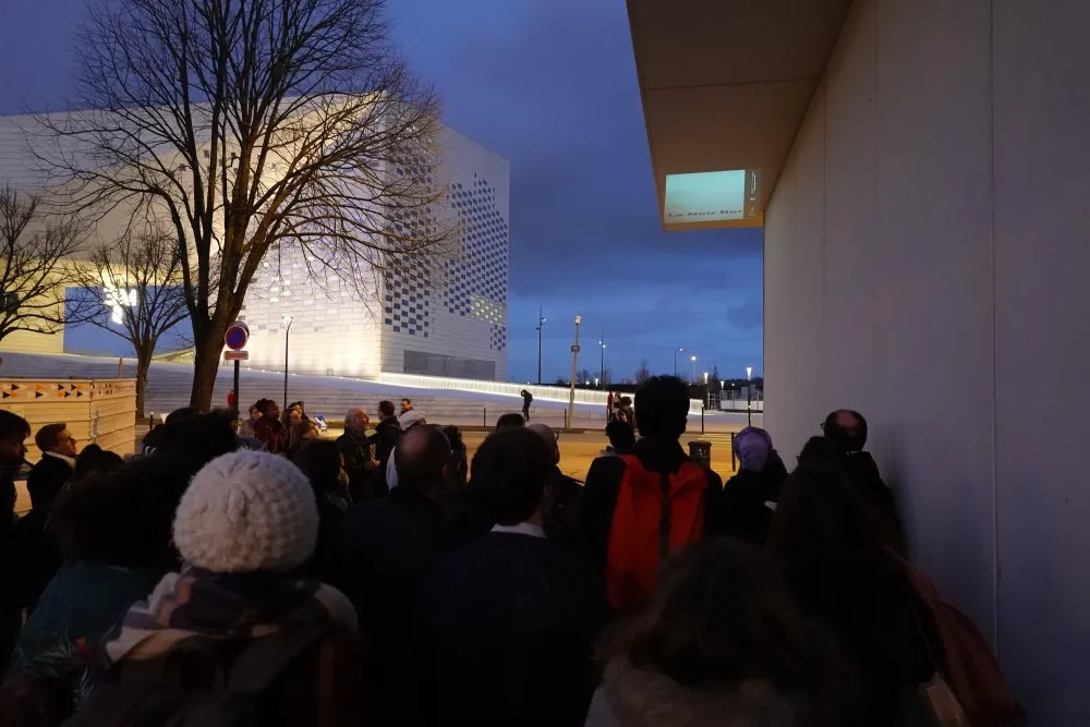 ALCA and FRAC Aquitaine: Encountering audiences and a neighbourhood: co-constructing and experimenting an itinerant screening - 3 © Benoît Labourdette 2020.