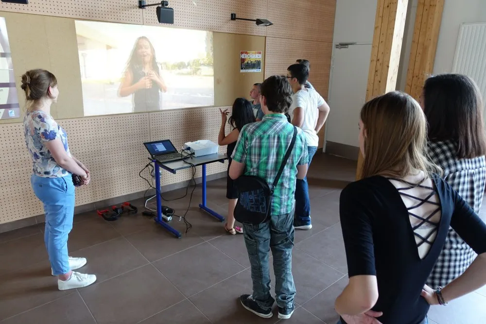 Town of Mitry-Mory : drone workshop at Paul Langevin College - 4 © Benoît Labourdette 2017.