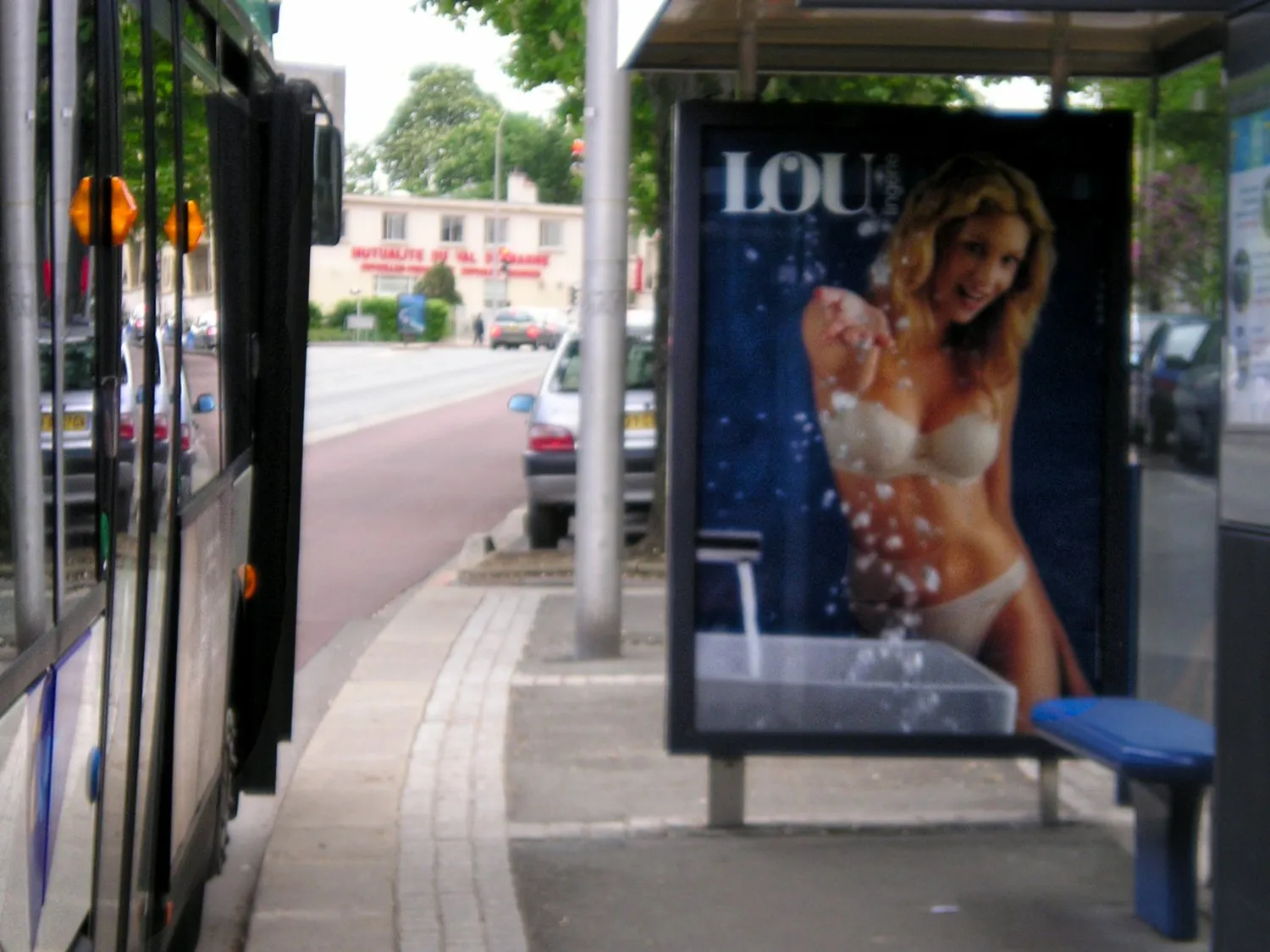 Advertising © Benoît Labourdette.
