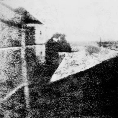 Chapter 1 : What is a photographic image ?