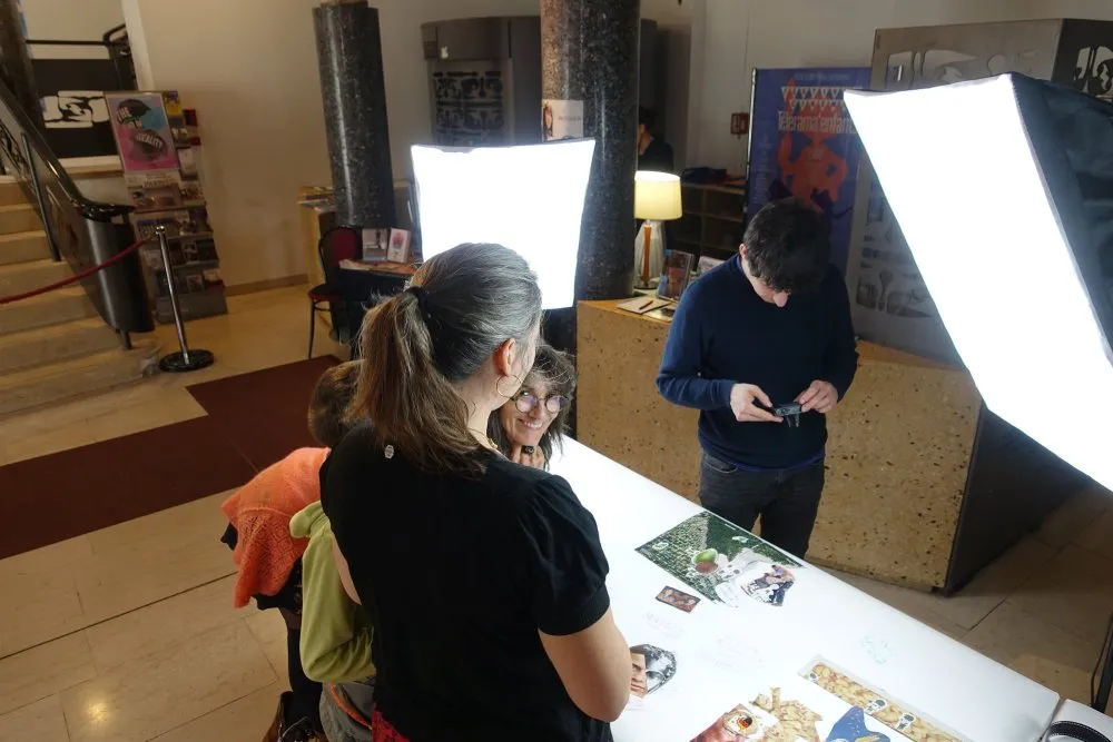 Les Lilas town: day of cut paper films - 16 © Benoît Labourdette 2019.